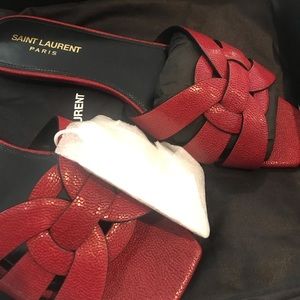 SOLD! YSL nu pied flat tribute sandals new w box!
